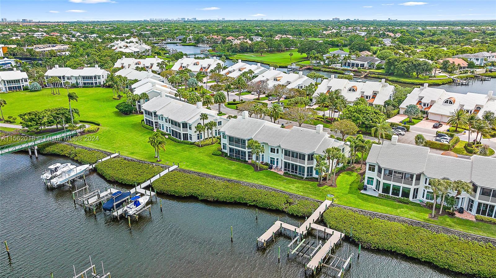 Admirals Cove - Residential