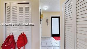 LARO GALLOWAY VILLAS COND - Residential