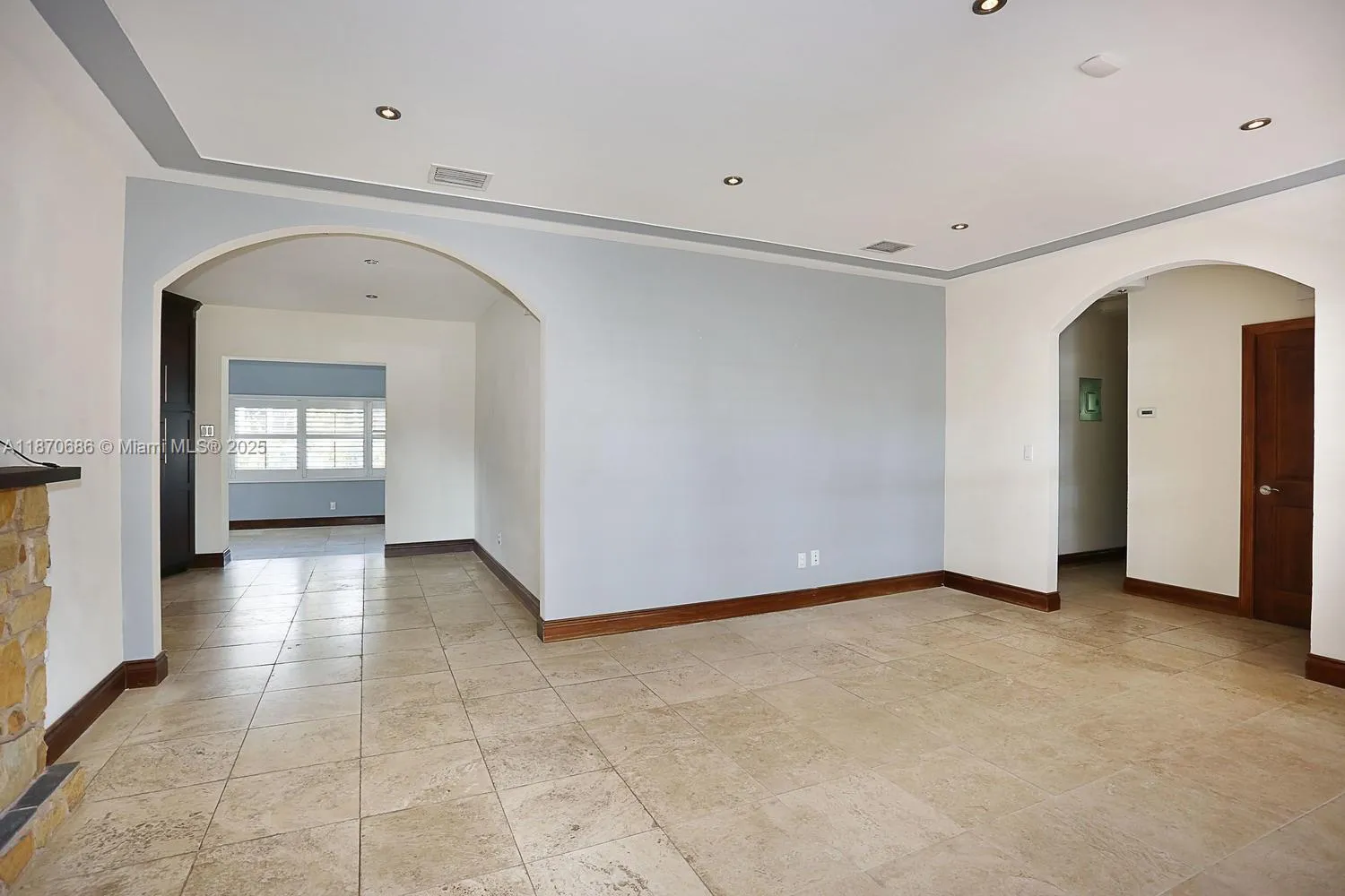 Coral Gables, Florida 33146, United States, 4 Bedrooms Bedrooms, ,3 BathroomsBathrooms,Residential,Active,201877