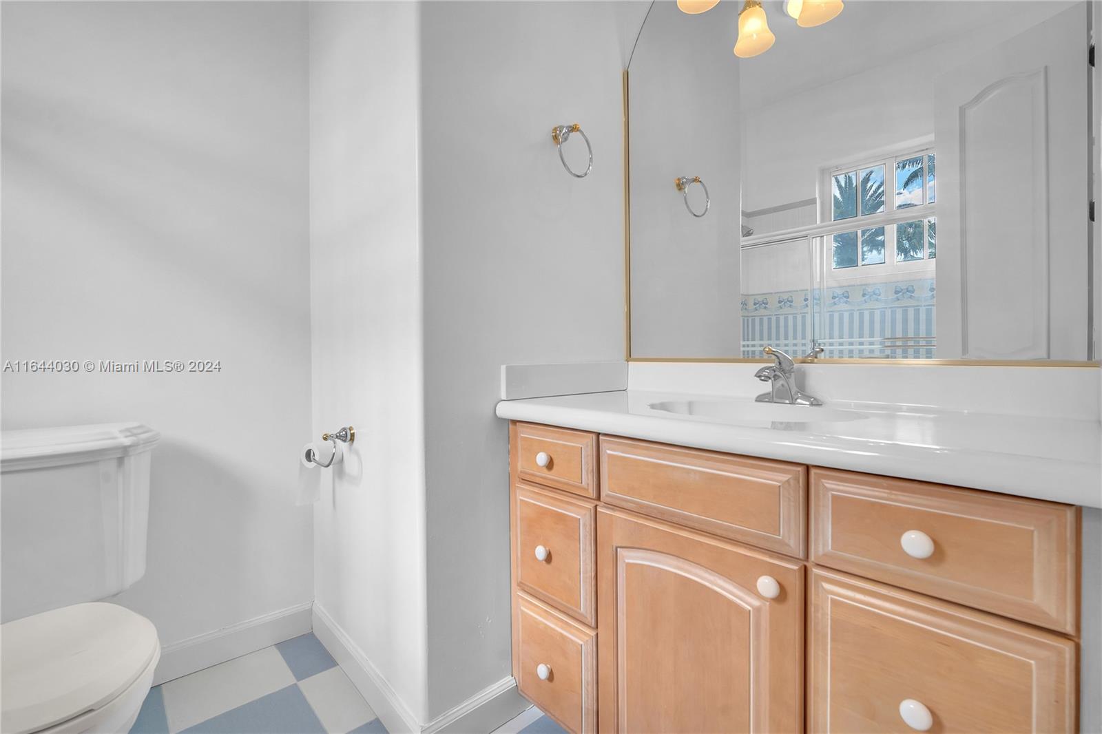 CORAL GABLES SEC E - Residential