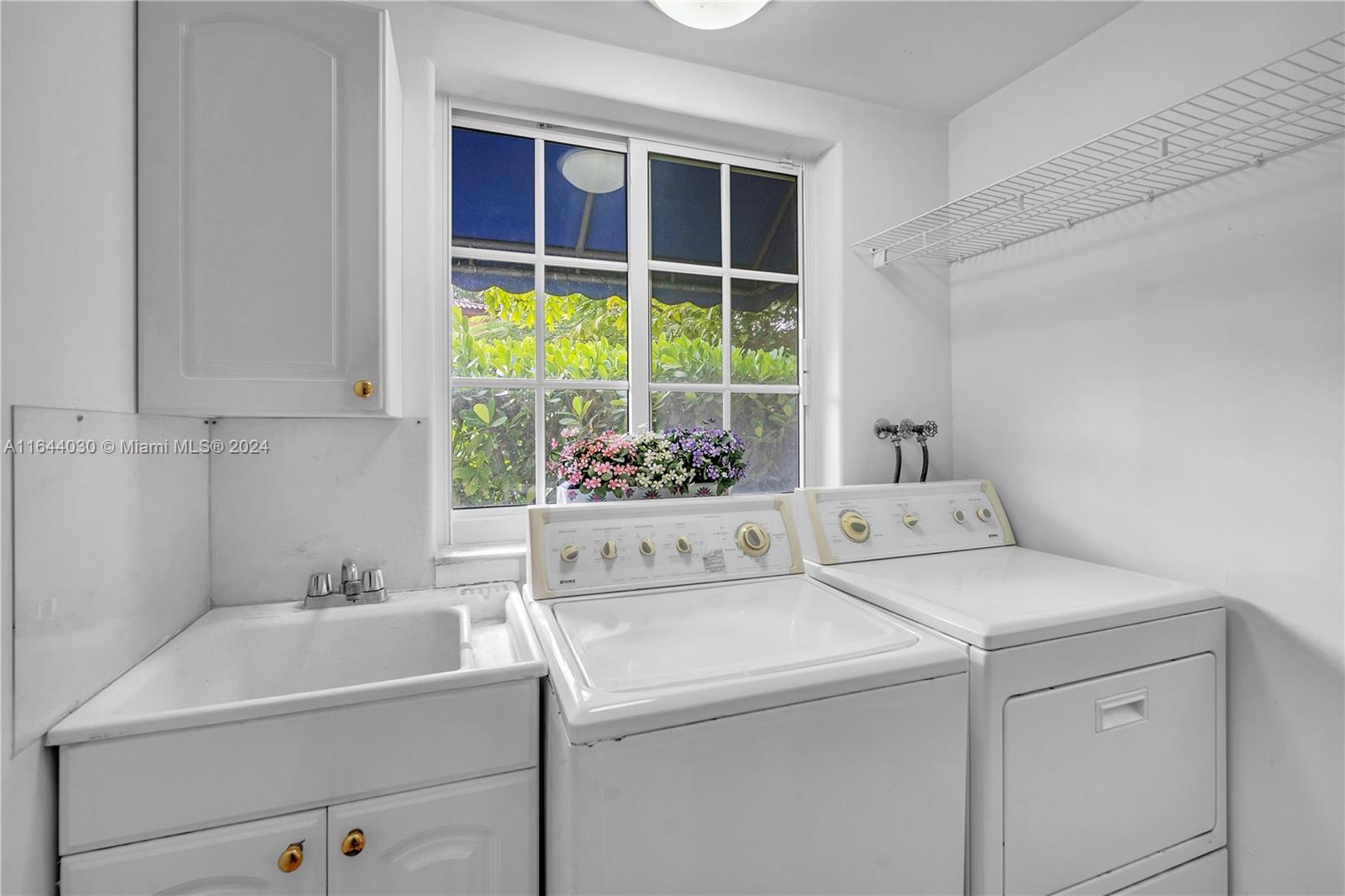 CORAL GABLES SEC E - Residential