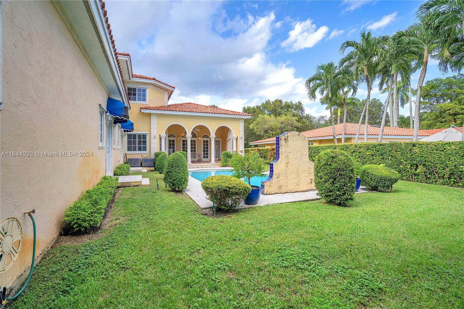 CORAL GABLES SEC E - Residential