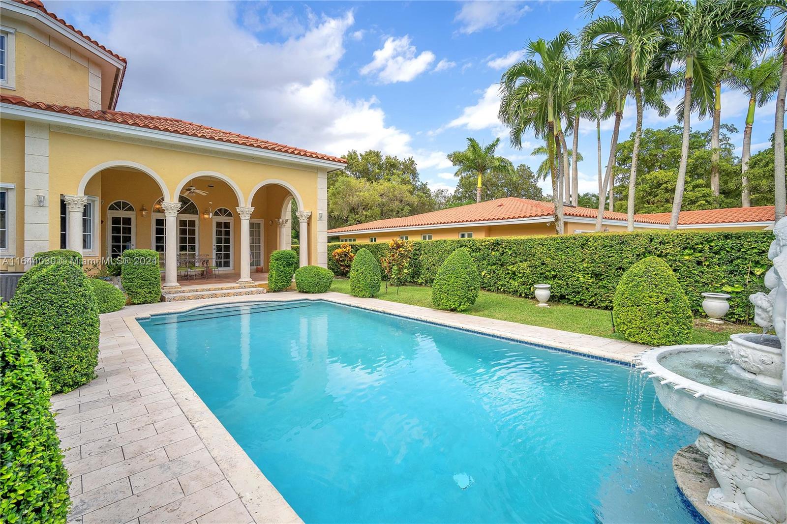 CORAL GABLES SEC E - Residential