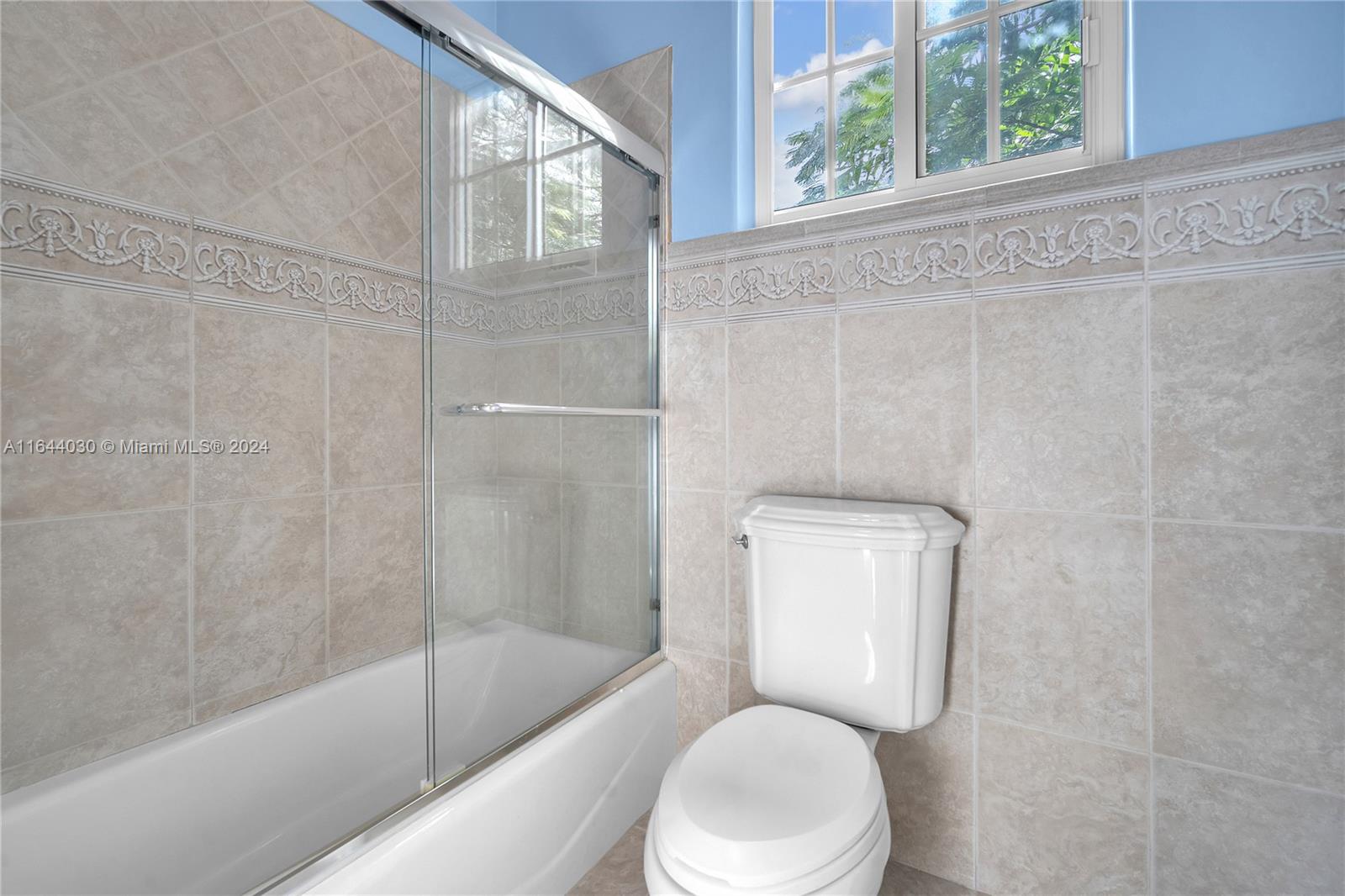 CORAL GABLES SEC E - Residential