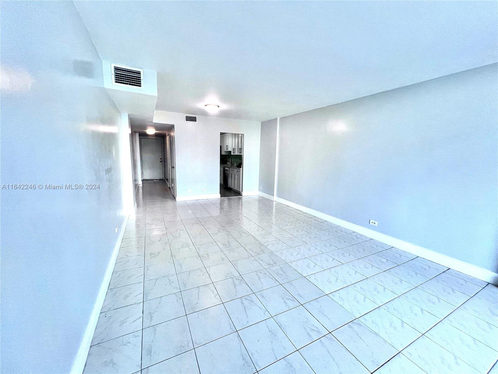 White House Condo - Residential
