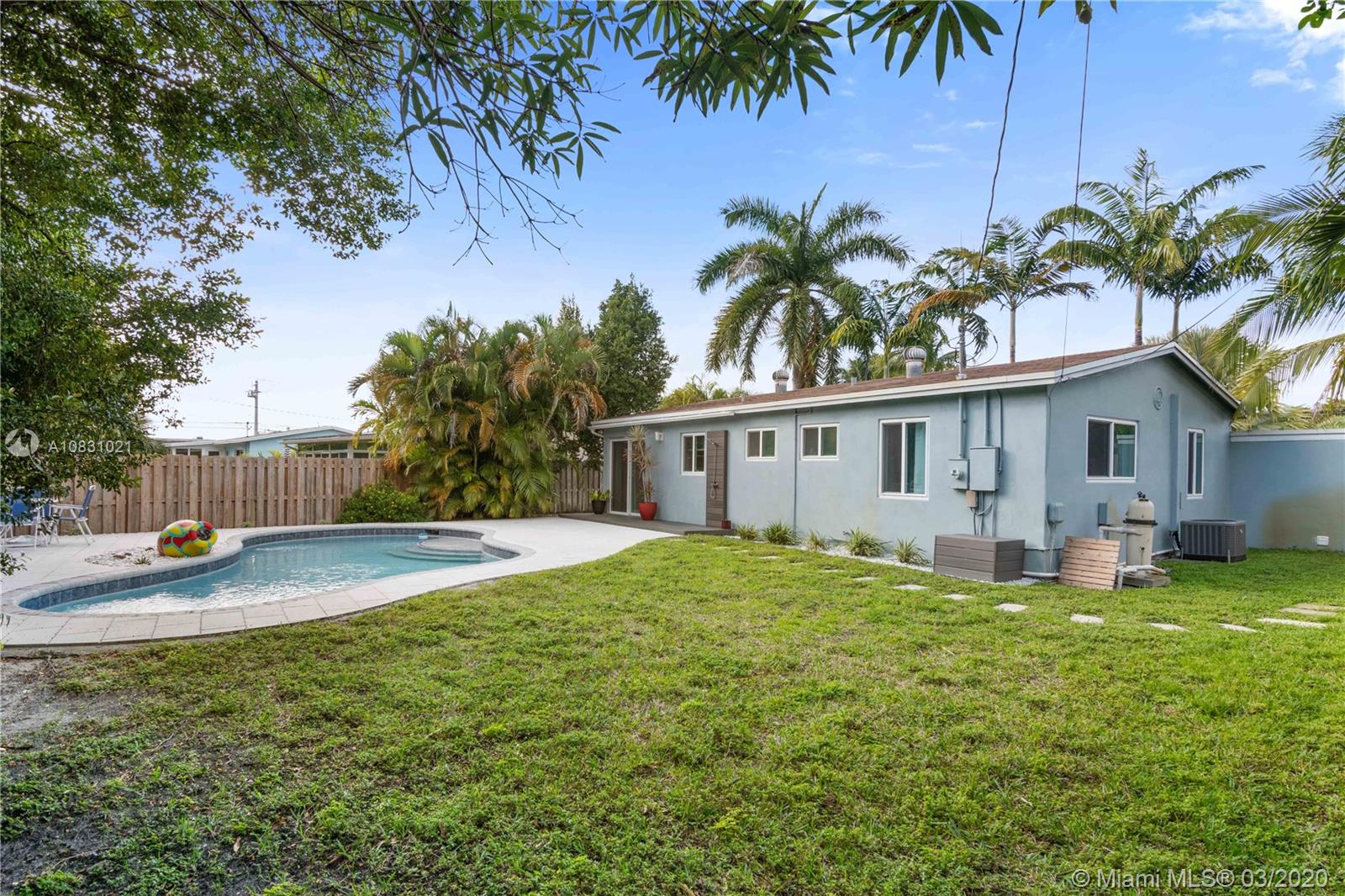 SUN SET MANORS FIRST ADD - Residential