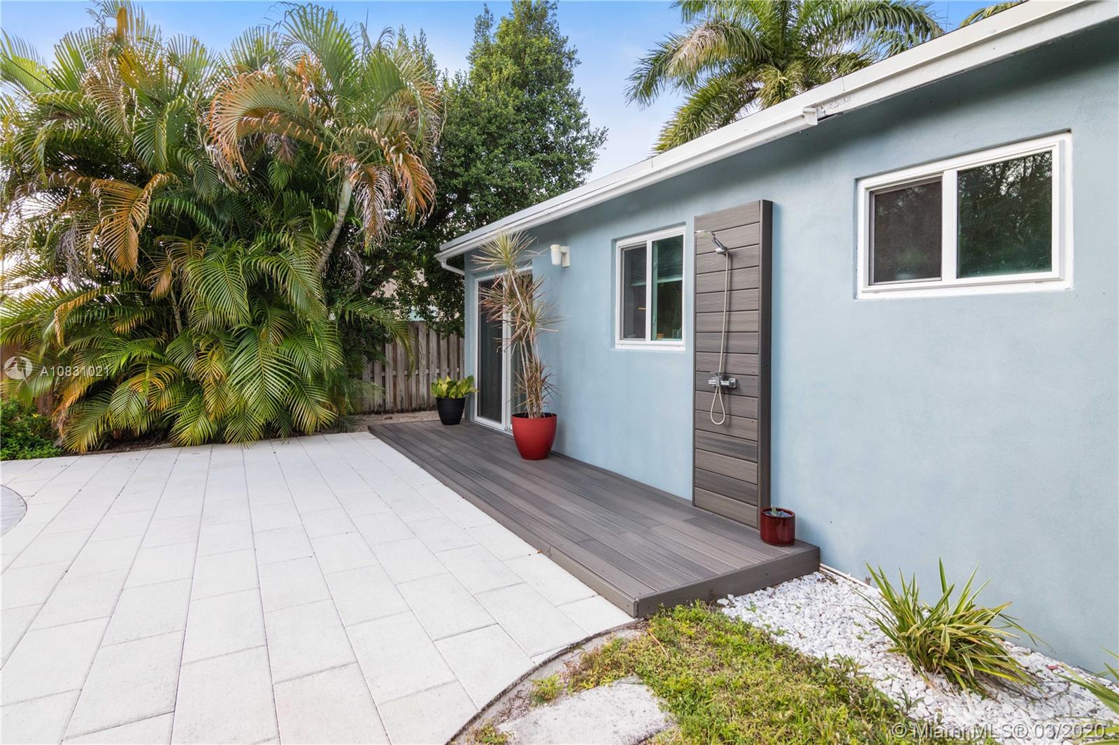 SUN SET MANORS FIRST ADD - Residential