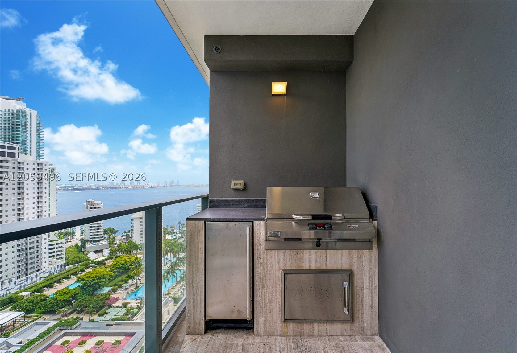 1451 Brickell Ave 2306