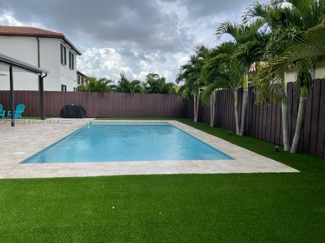 KINGMAN COMMONS - Residential