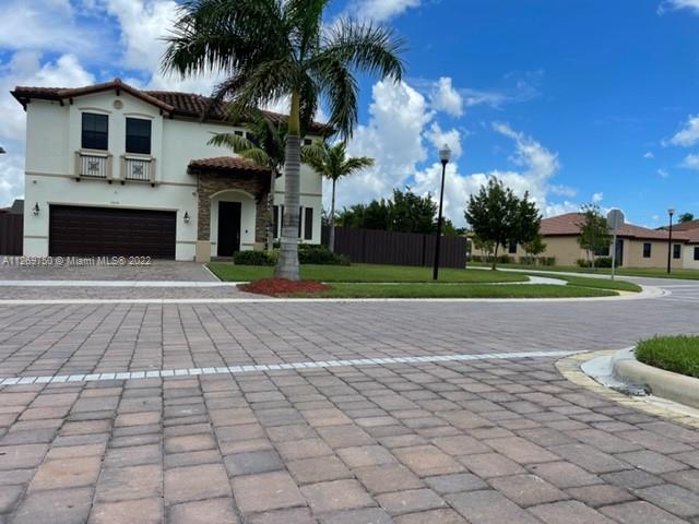 KINGMAN COMMONS - Residential