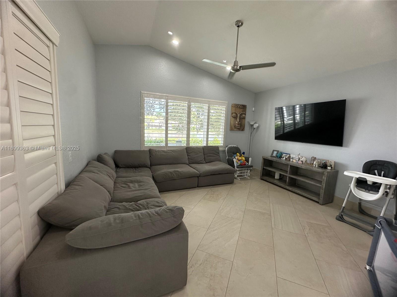 WATERFORD LANDING - Residential Lease