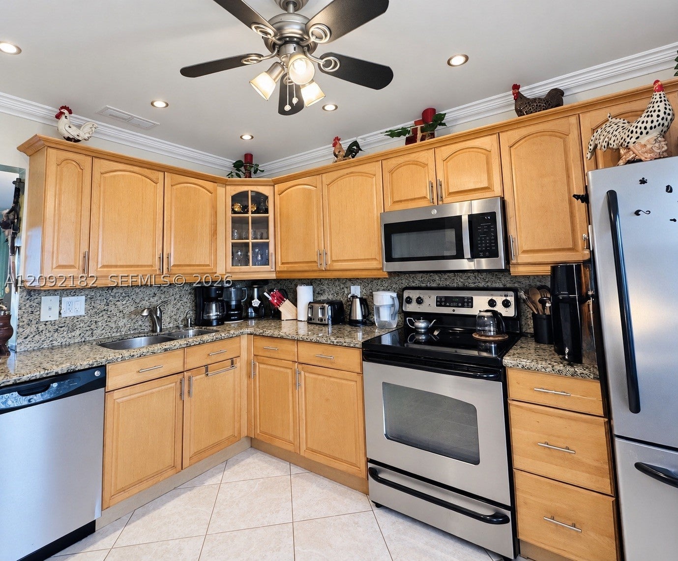 1000 NE 14th Ave 703
