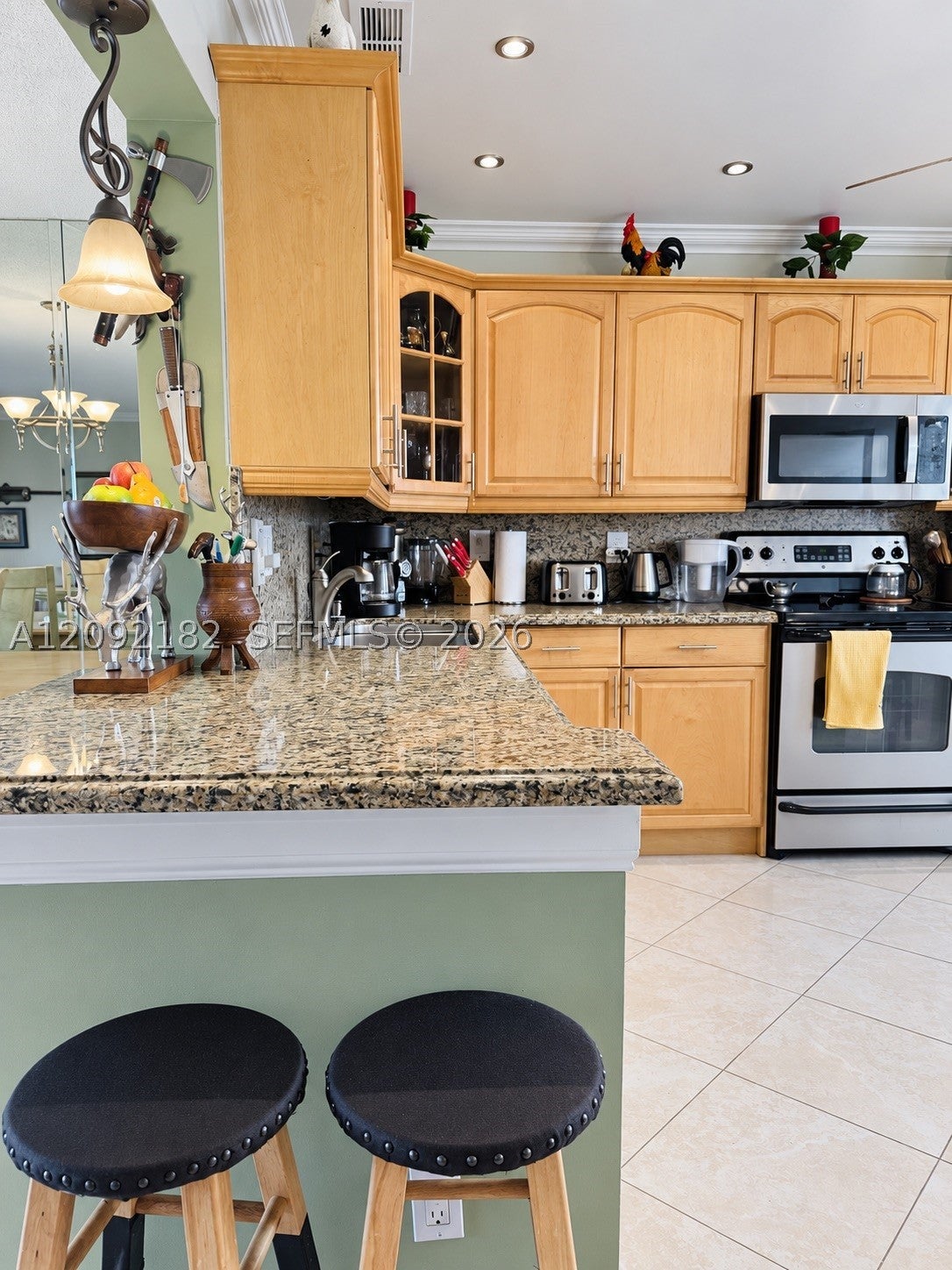 1000 NE 14th Ave 703
