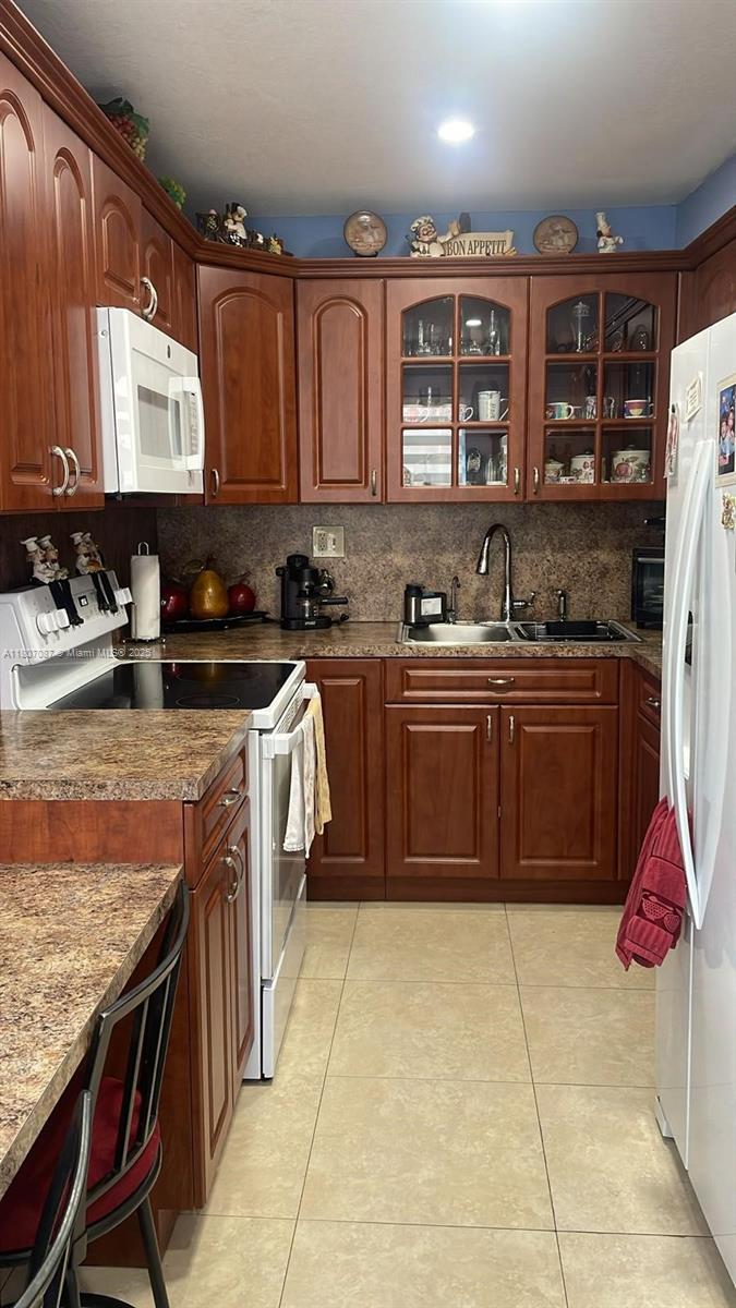 Property for Sale at 1560 W 46th St 229, Hialeah, Miami-Dade County, Florida - Bedrooms: 2 
Bathrooms: 2  - $269,999