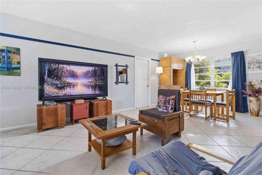 Photo of 1501 Arthur St #6, Hollywood, FL 33020 (MLS # A12014232)