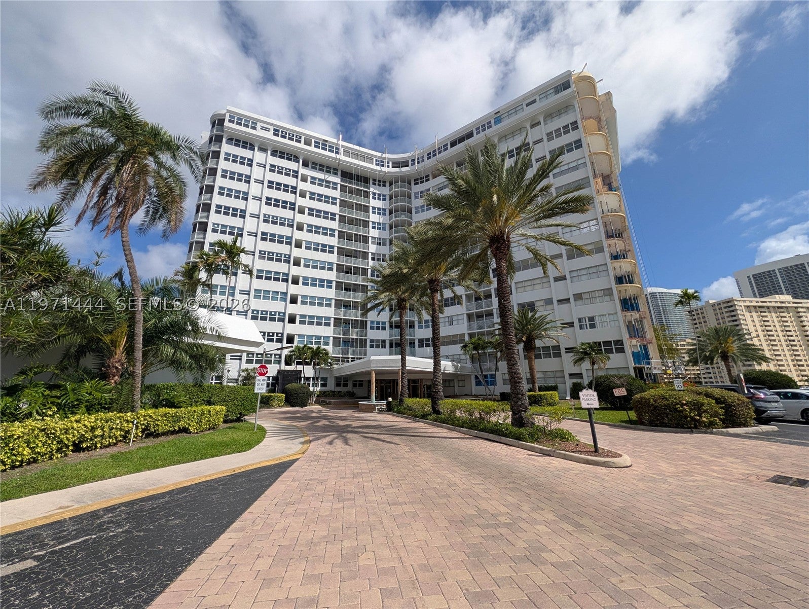 100 Golden Isles Dr PH9