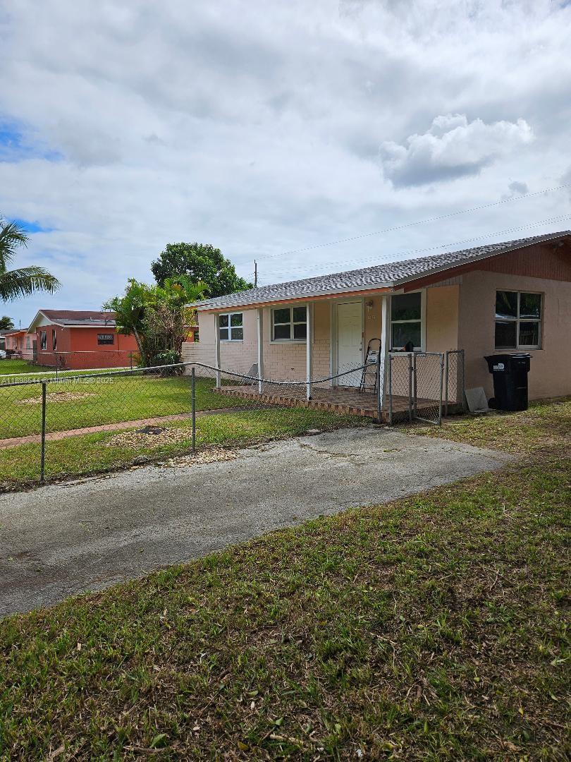 SO MIAMI HEIGHTS MANOR - Residential