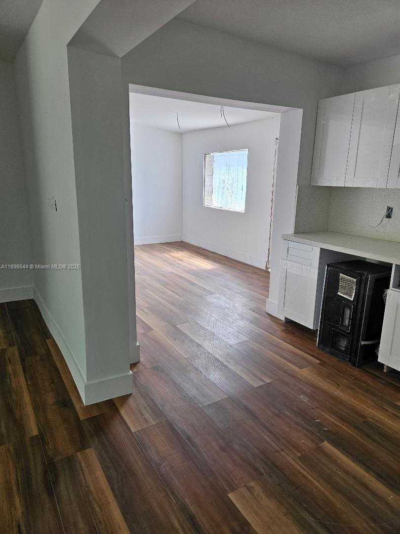 SO MIAMI HEIGHTS MANOR - Residential