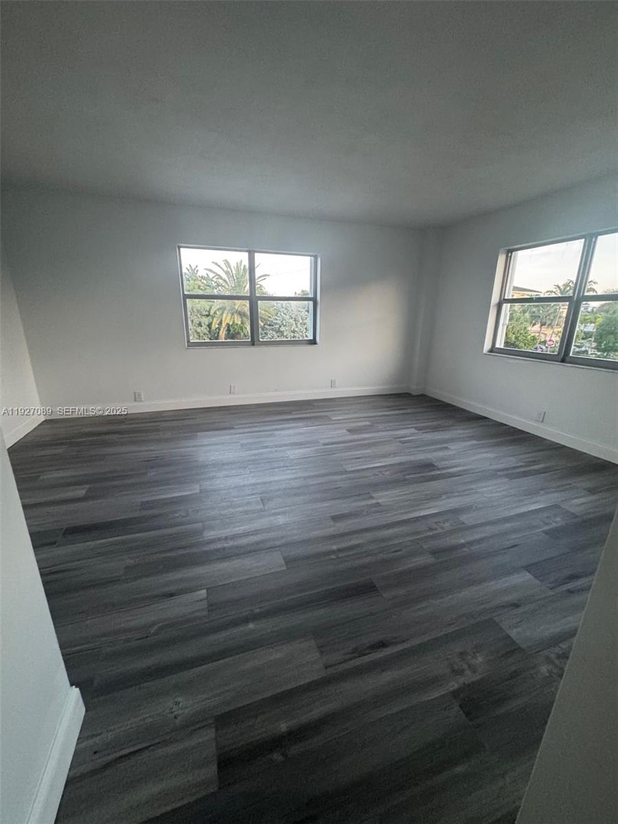 MIDDLE RIVER TOWER CONDO - Residential Lease