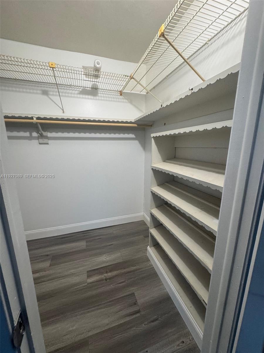 MIDDLE RIVER TOWER CONDO - Residential Lease