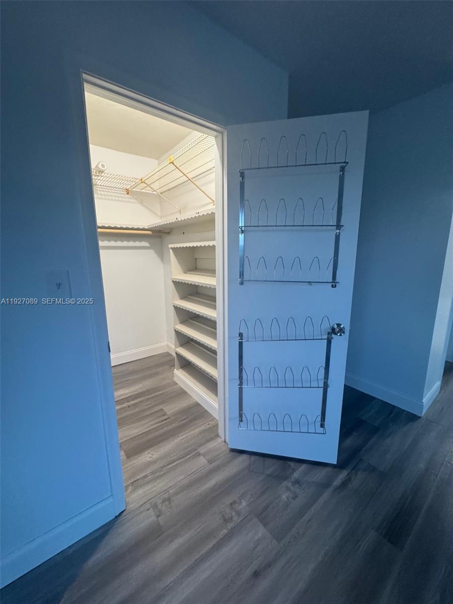 MIDDLE RIVER TOWER CONDO - Residential Lease