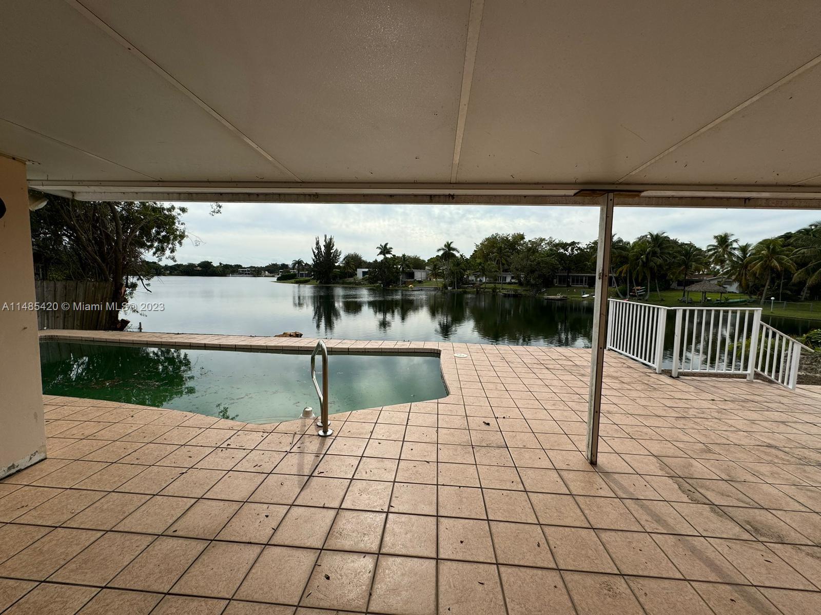 SKY LAKE - Residential Lease