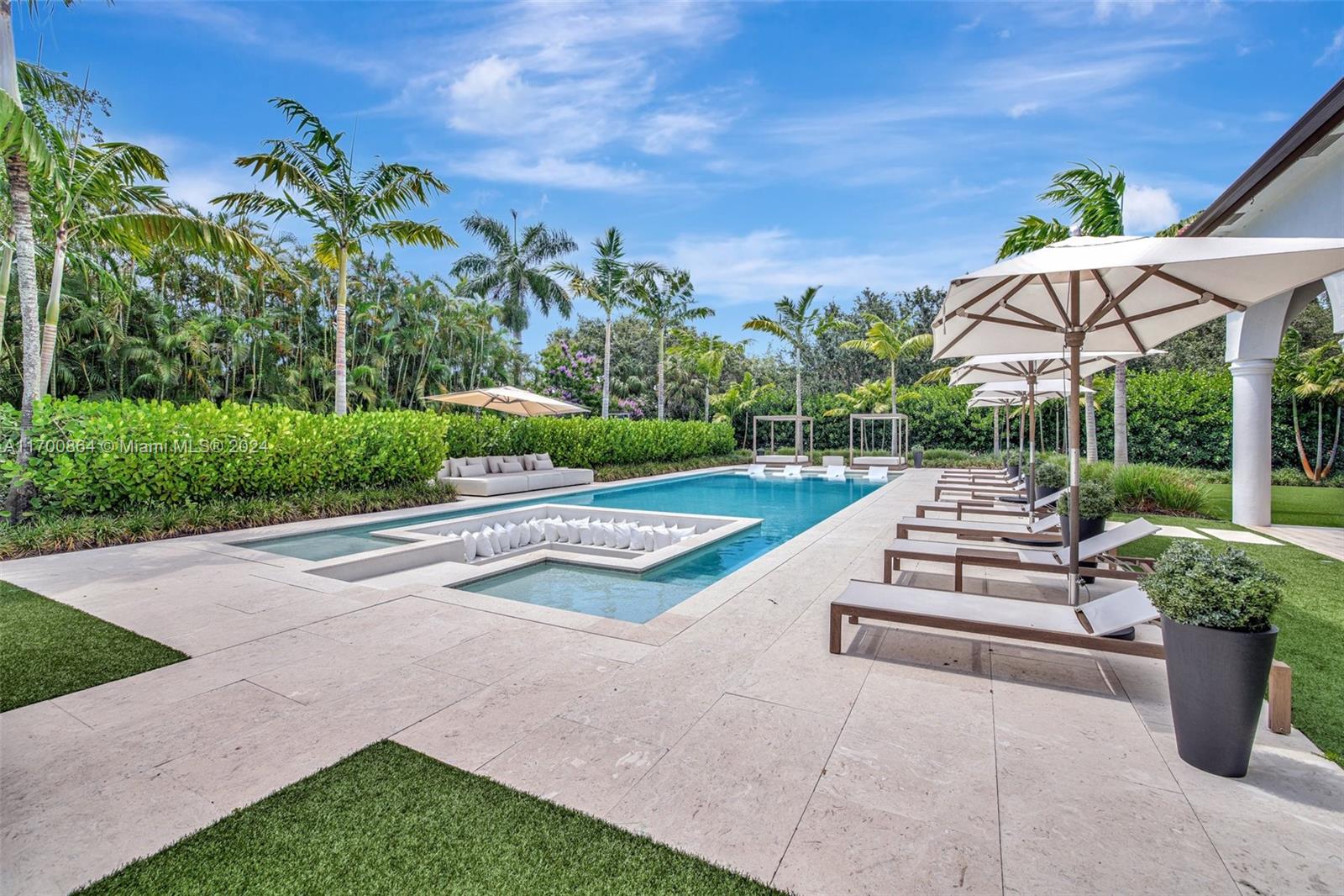 KAPOK GROVE ESTATES - Residential