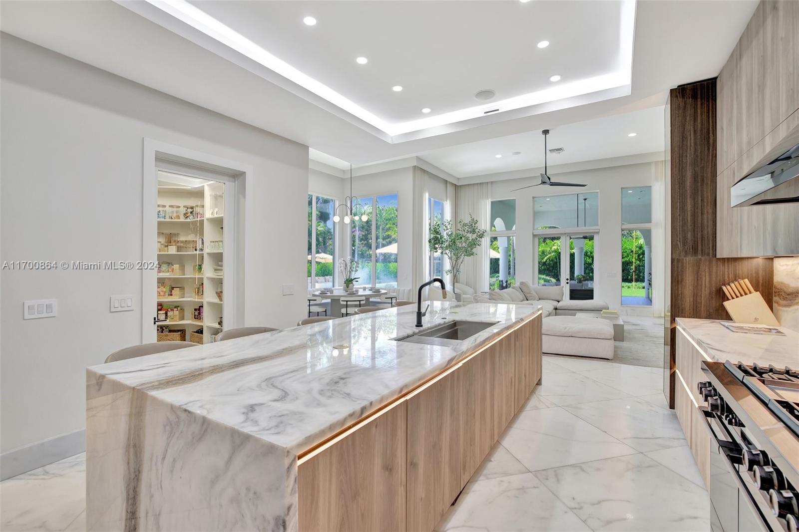 KAPOK GROVE ESTATES - Residential