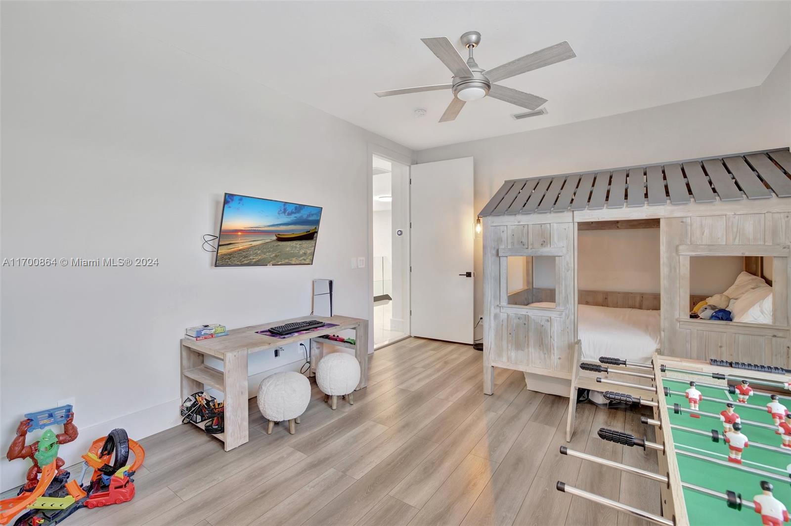 KAPOK GROVE ESTATES - Residential