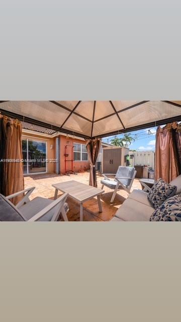 SPICEWOOD SUB - Residential Lease