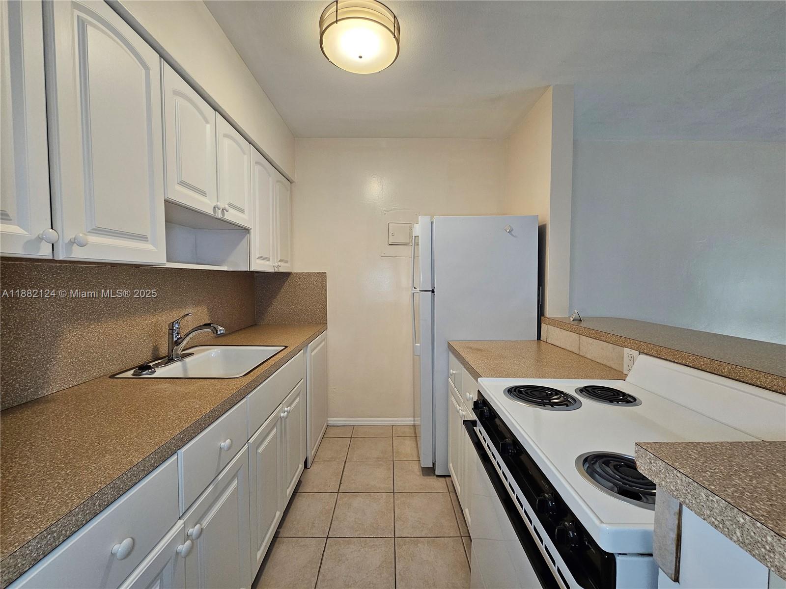 JELKS ESTATES - Residential Lease