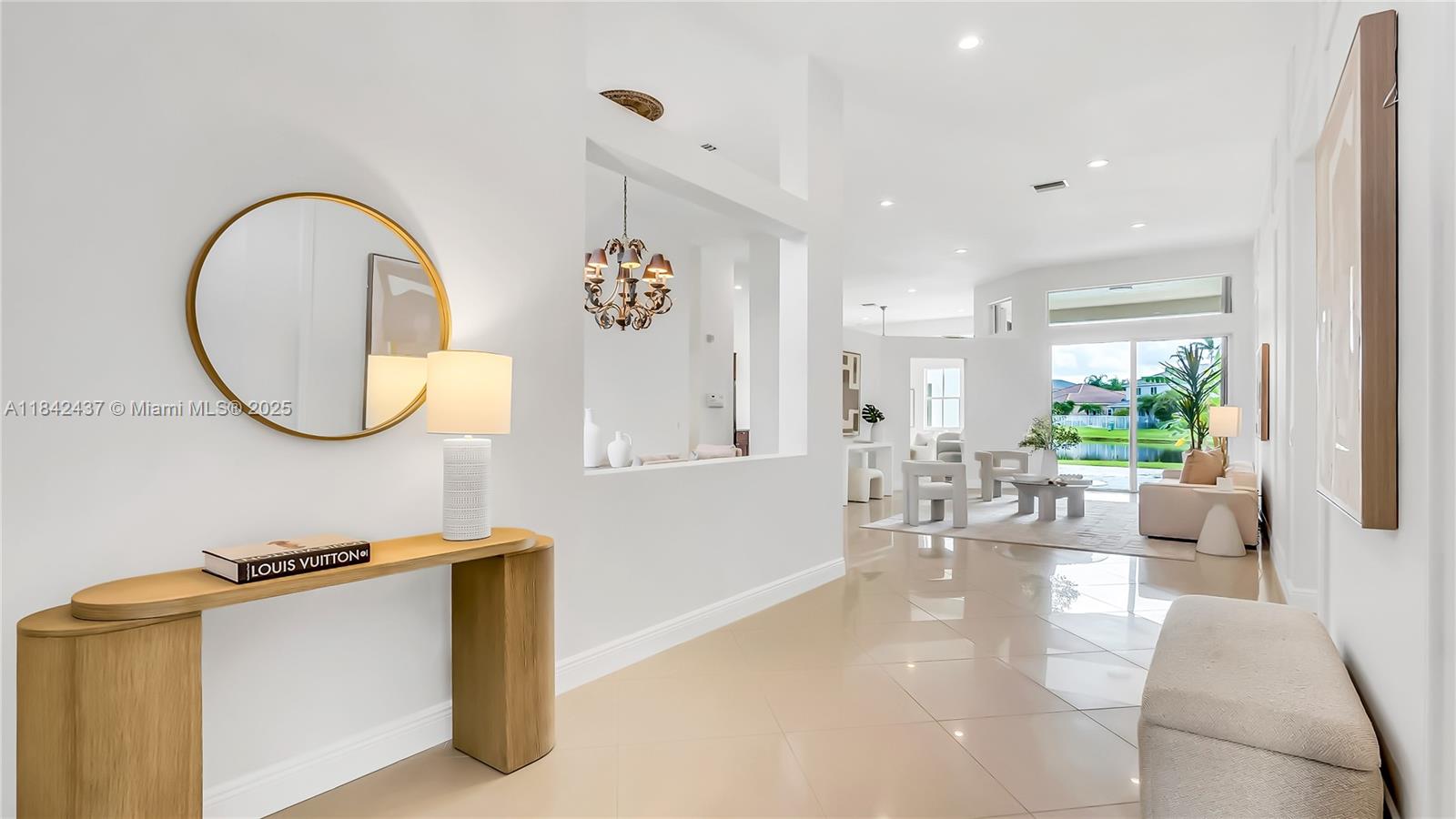 1590 Osprey Bnd, Weston, FL, 33327/$1,125,000 4 1590 Osprey Bnd
