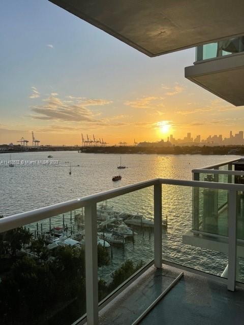 MIRADOR 1000 CONDO - Residential