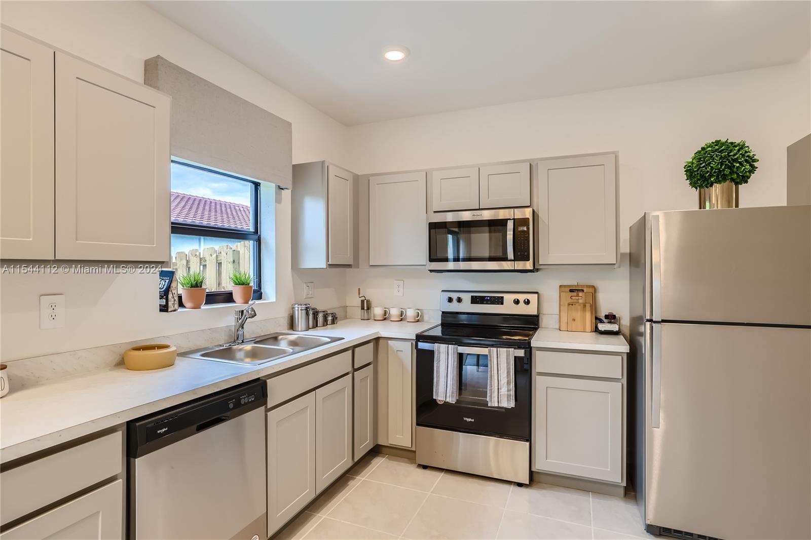 Sebastian Isles - Residential
