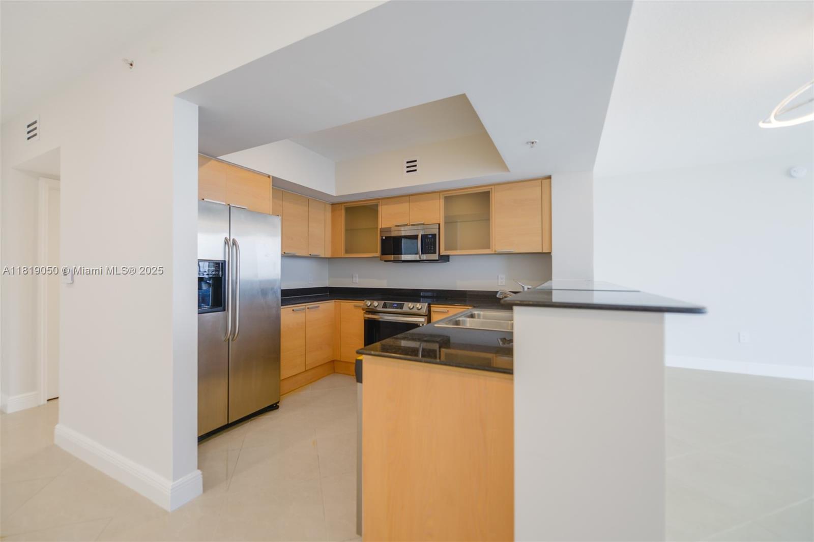 LA PERLA CONDO - Residential