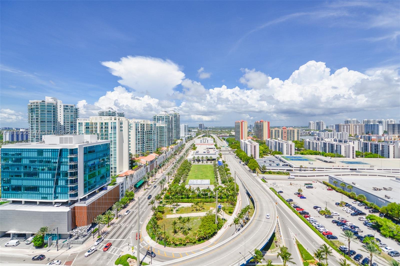 LA PERLA CONDO - Residential