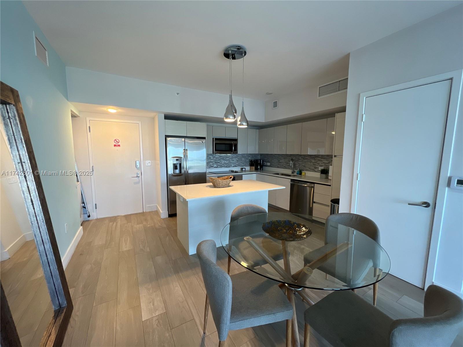 BEACHWALK CONDOMINIUM - Residential Lease