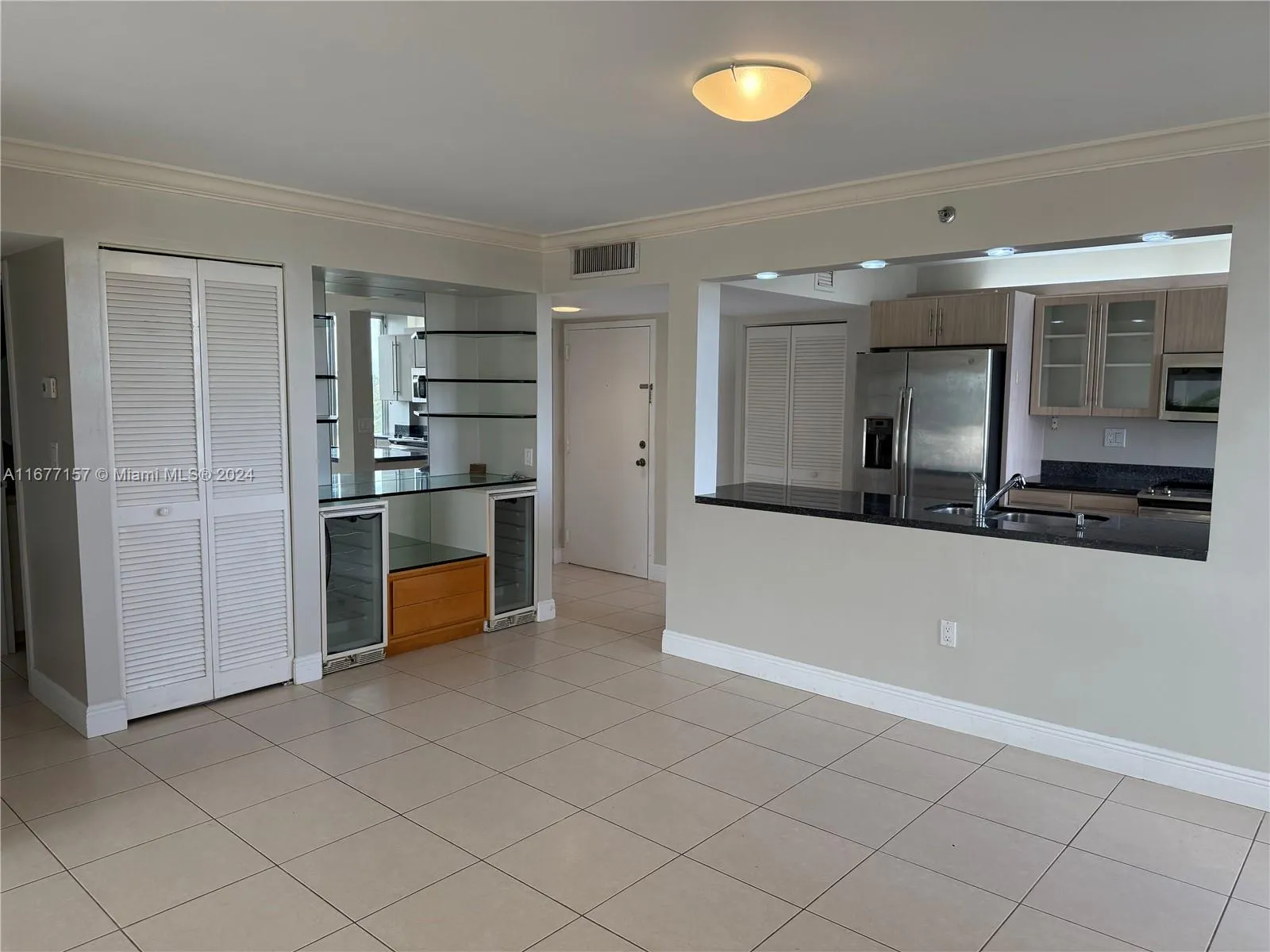 Miami, Florida 33129, United States, 2 Bedrooms Bedrooms, ,2 BathroomsBathrooms,Residential,Active,38620