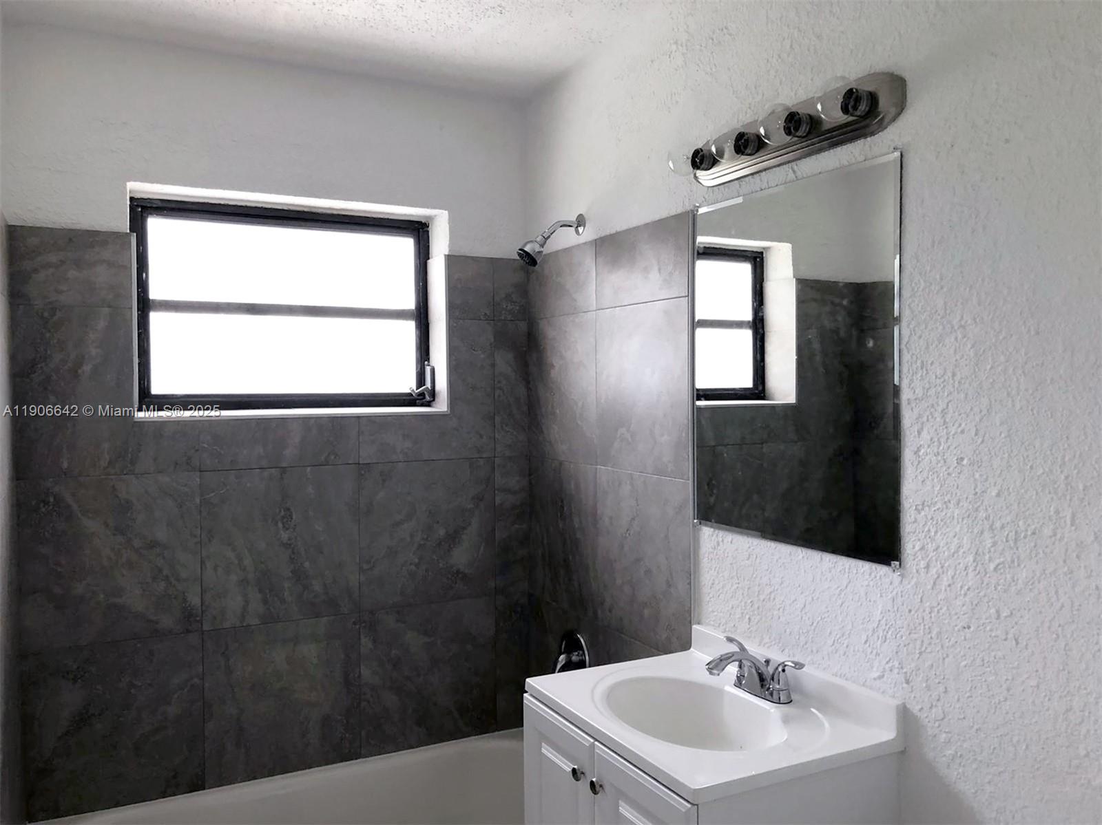 BOULEVARD HEIGHTS SEC 4 - Residential Lease