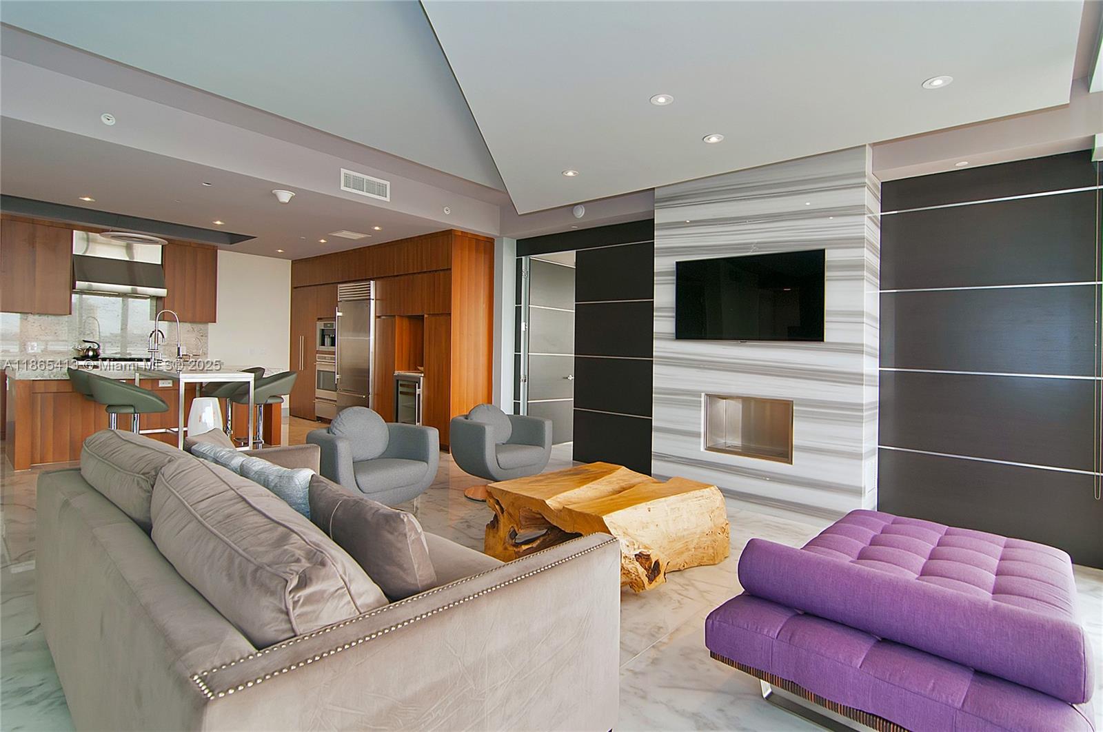 BAL HARBOUR NORTH SOUTH C - Residential Lease