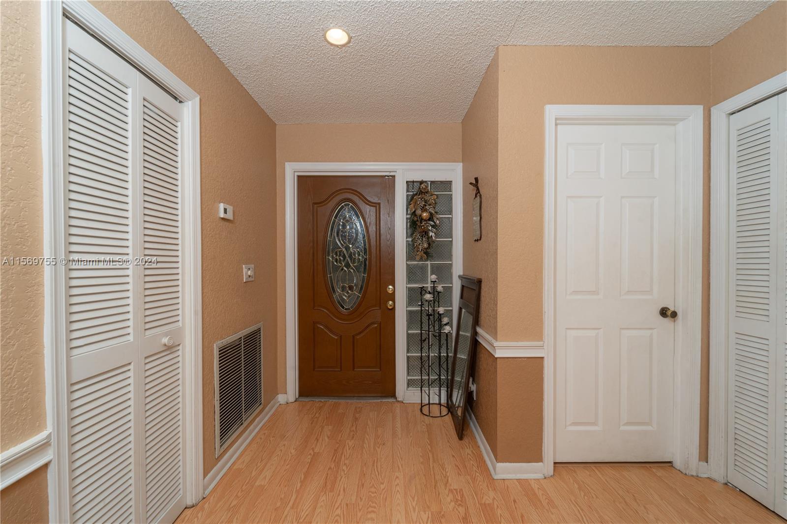1410 Riverwood Lane