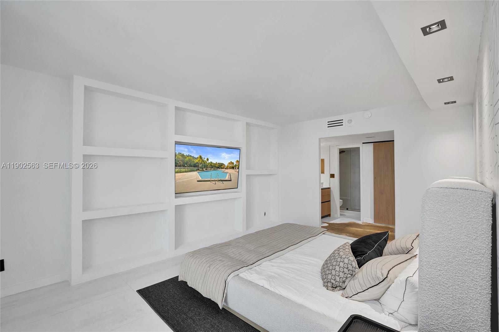 ARLEN HOUSE EAST CONDO - Residential