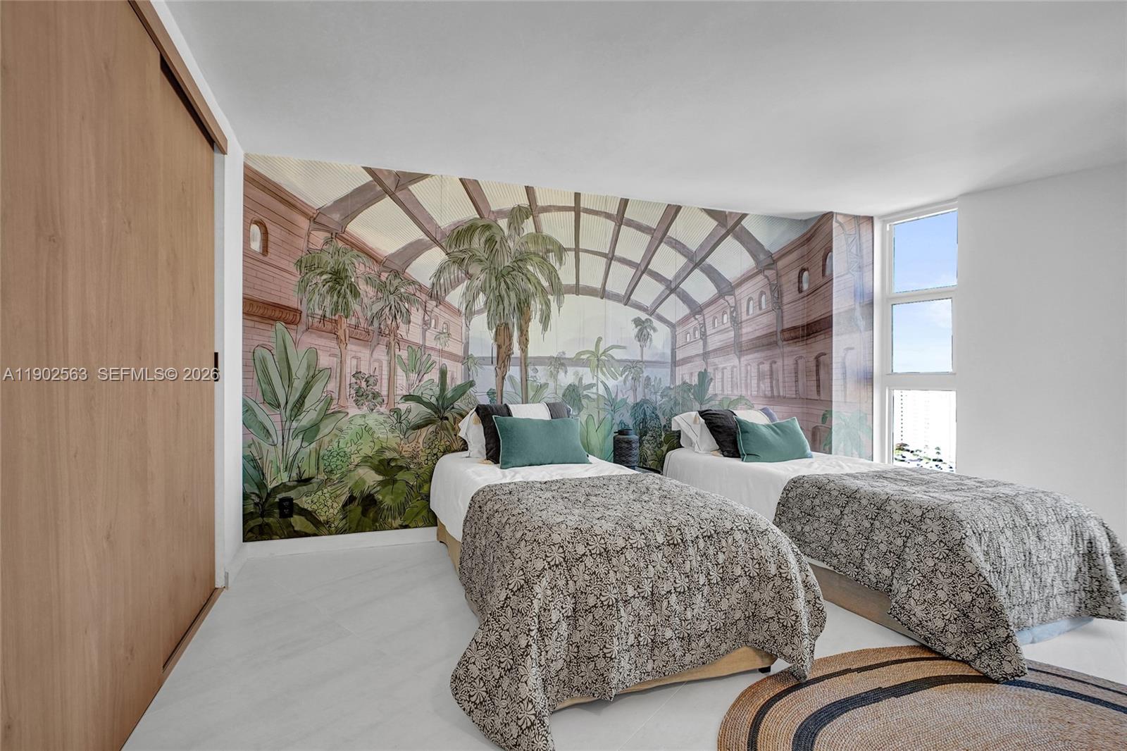 ARLEN HOUSE EAST CONDO - Residential