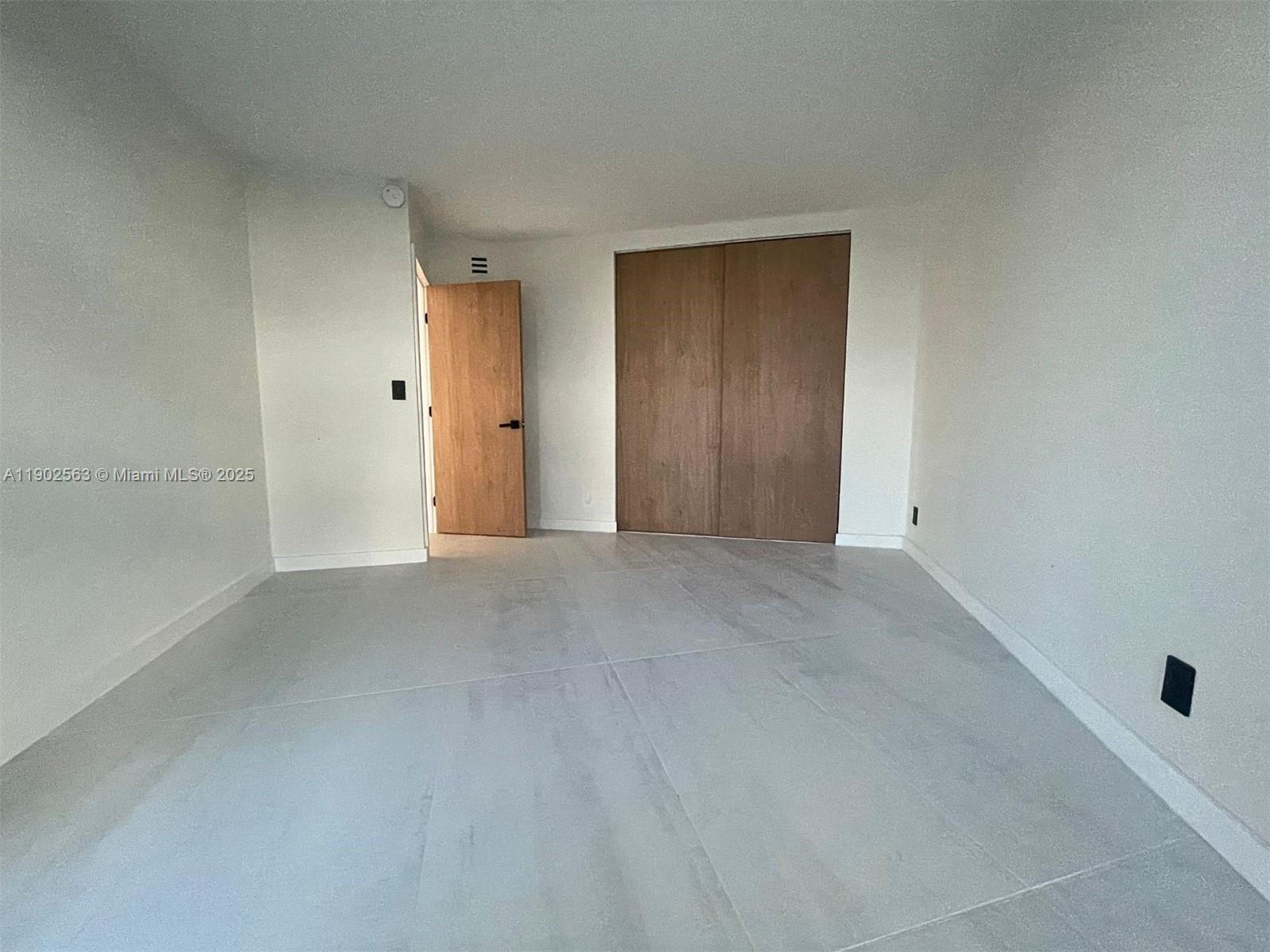 ARLEN HOUSE EAST CONDO - Residential