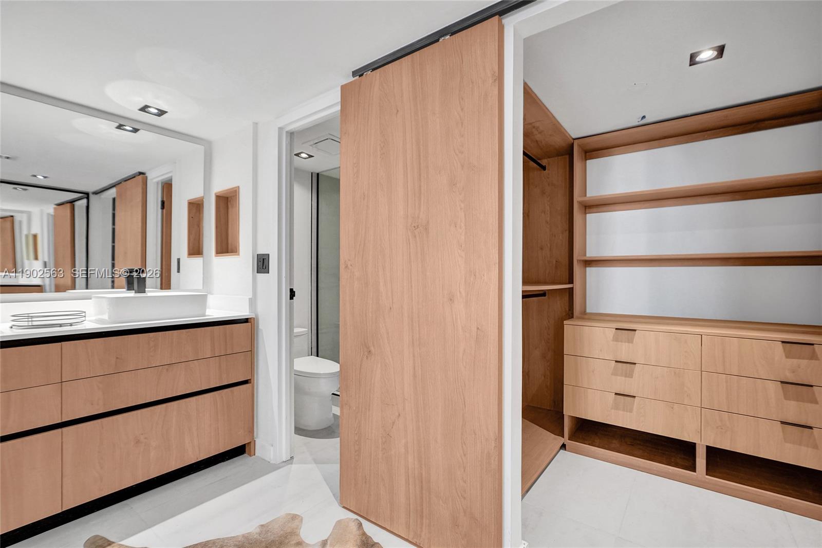 ARLEN HOUSE EAST CONDO - Residential