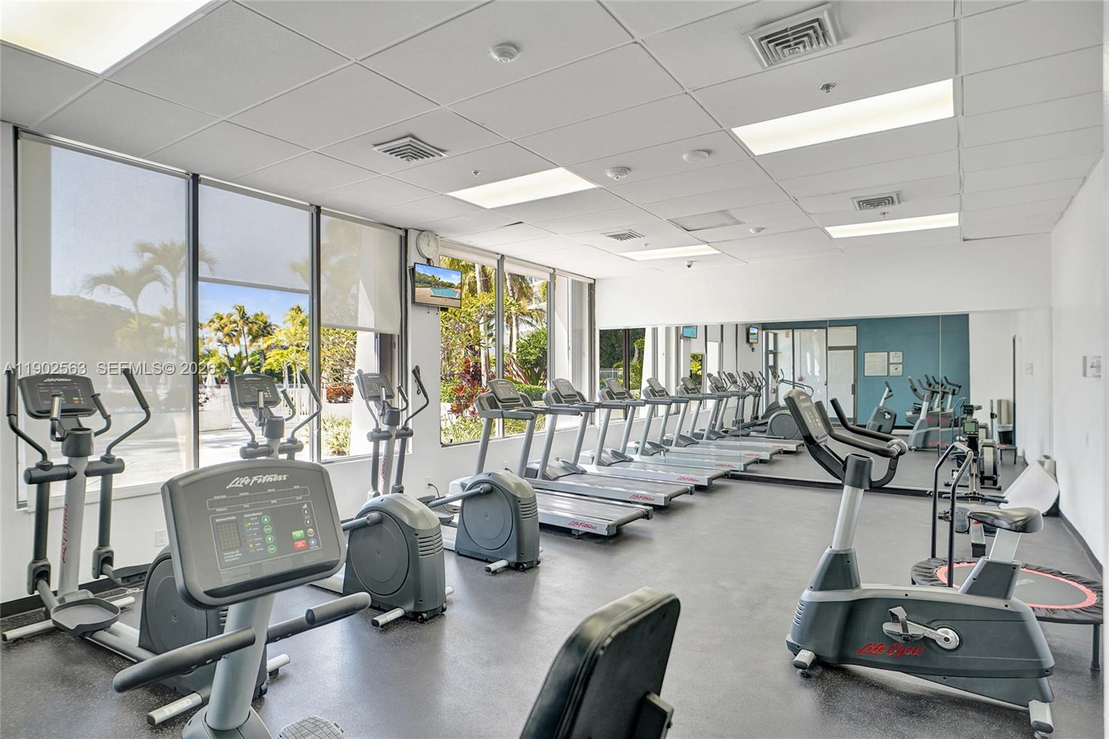 ARLEN HOUSE EAST CONDO - Residential