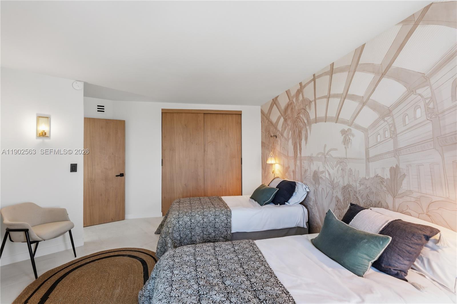 ARLEN HOUSE EAST CONDO - Residential