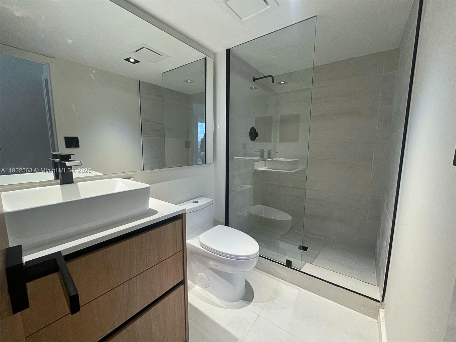 ARLEN HOUSE EAST CONDO - Residential