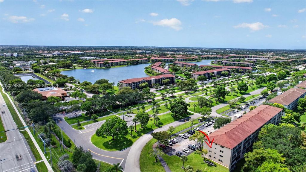 Photo of 1551 SW 135th Ter #314G, Pembroke Pines, FL 33027 (MLS # A12024364)
