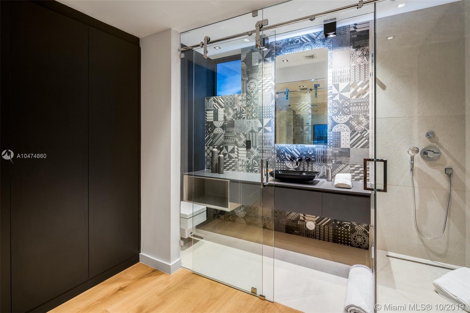 BAY CREST SEC 3 - Residential